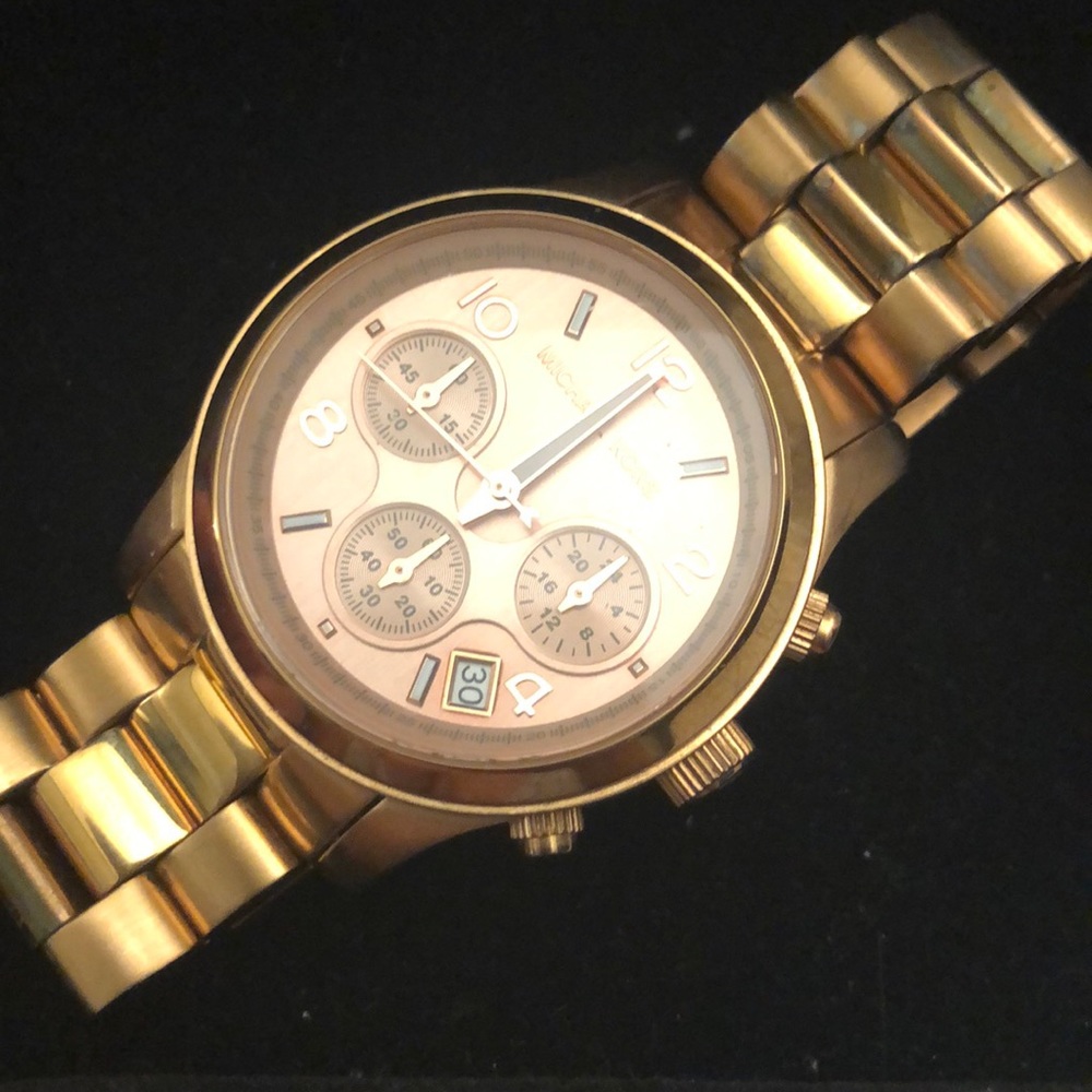 MICHAEL KORS watch